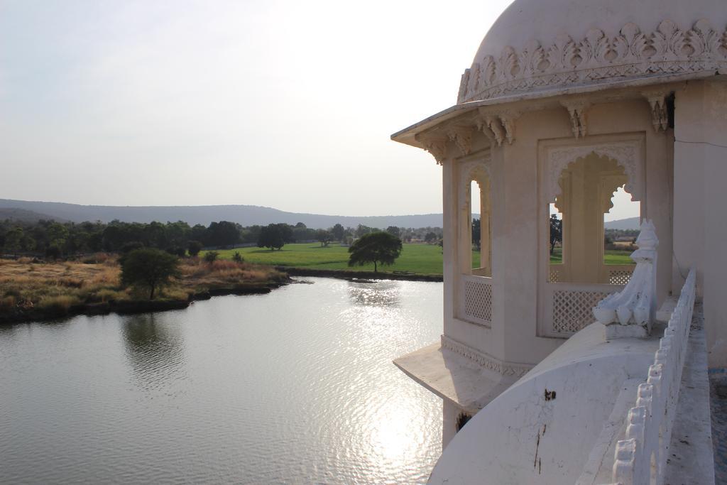 Juesta Lake Nahargarh Palace, Chittorgarh Pārsoli Exteriér fotografie