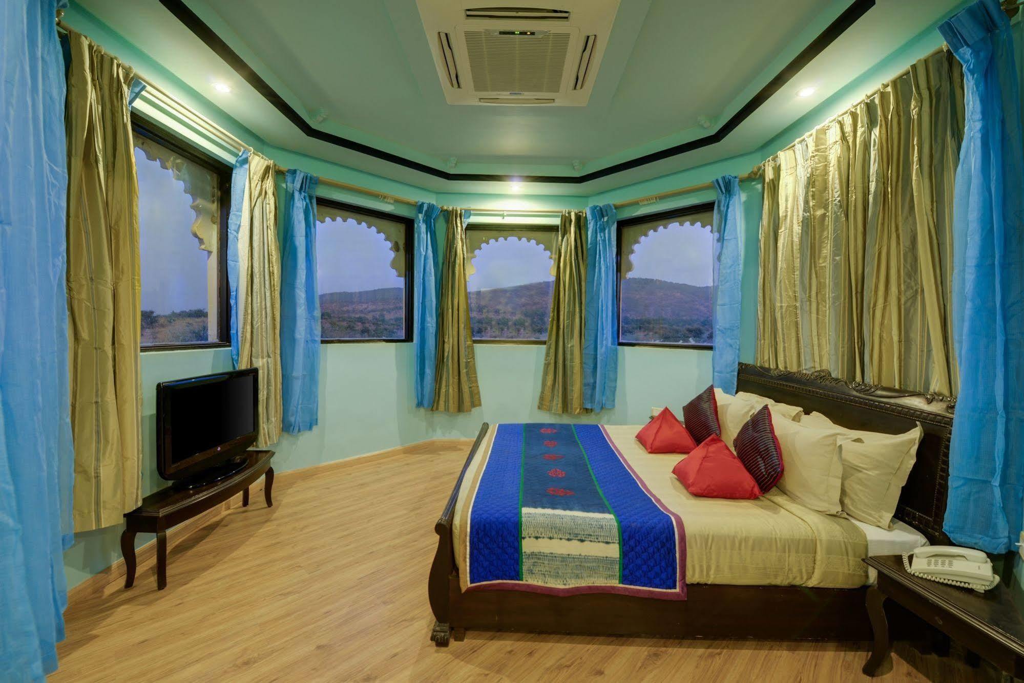 Juesta Lake Nahargarh Palace, Chittorgarh Pārsoli Exteriér fotografie